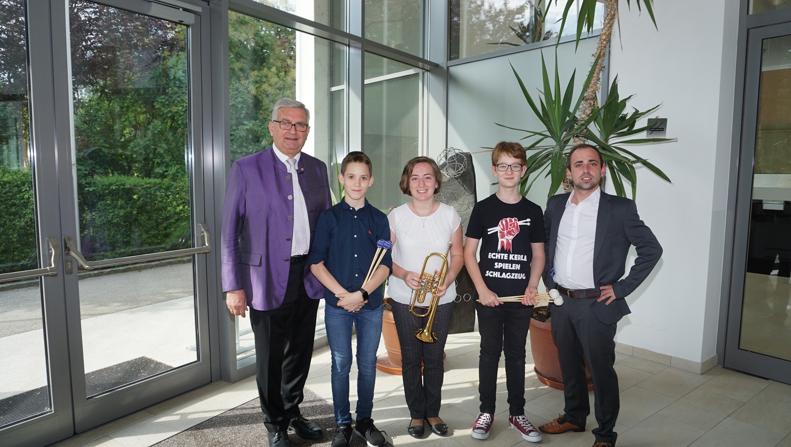 Bgm. Riedl mit den BundespreisträgerInnen